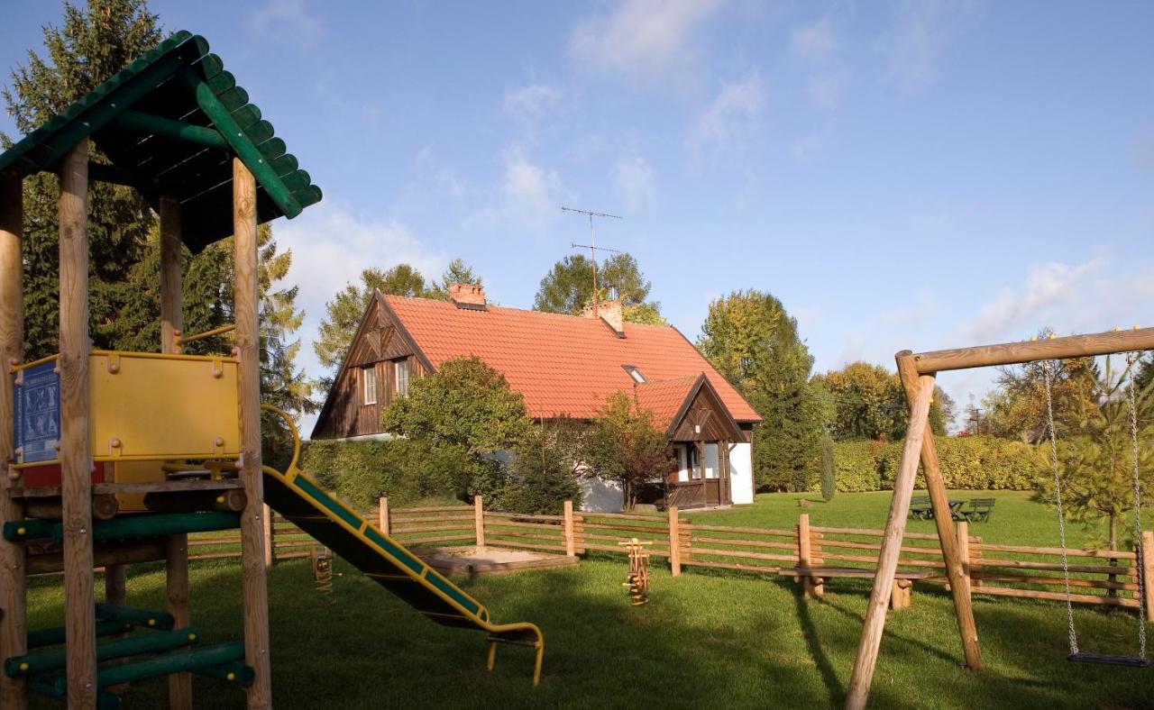 Pan Dom Pracy Tworczej W Wierzbie Wierzba Экстерьер фото